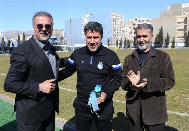 فوتبال , استقلال ,