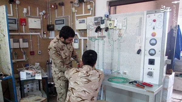 دستانی که دیروز با سلاحها میجنگیدند، امروز هنرمندانه میسازند