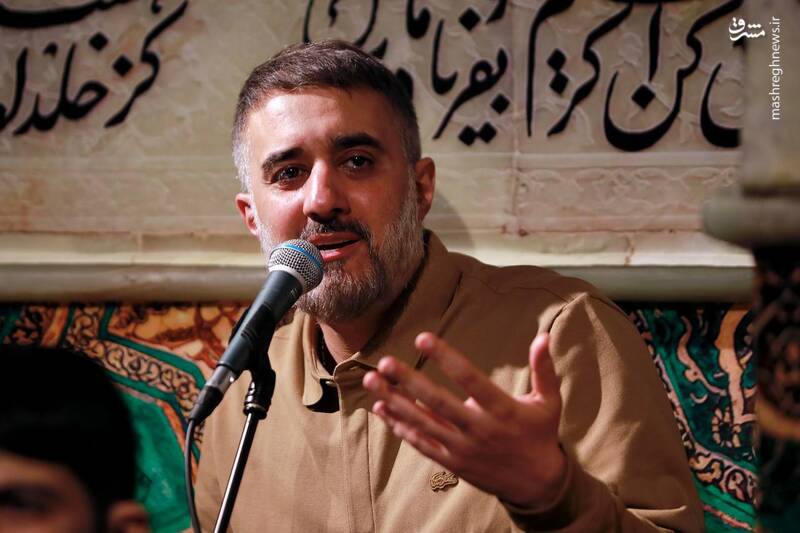 عکس/ شب سوم ماه مبارک رمضان در امامزاده صالح(ع)