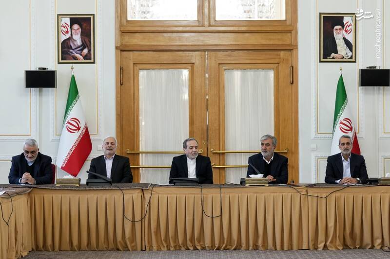 عکس/ جلسه مشترک اعضای کمیسیون امنیت ملی با عراقچی