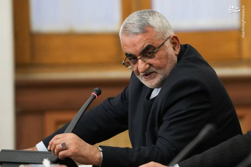 عکس/ جلسه مشترک اعضای کمیسیون امنیت ملی با عراقچی