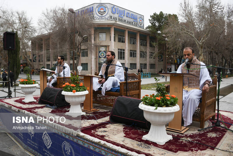 عکس/ مراسم جزخوانی قرآن کریم در گذر فرهنگی چهارباغ اصفهان