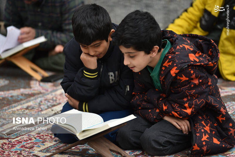 عکس/ مراسم جزخوانی قرآن کریم در گذر فرهنگی چهارباغ اصفهان