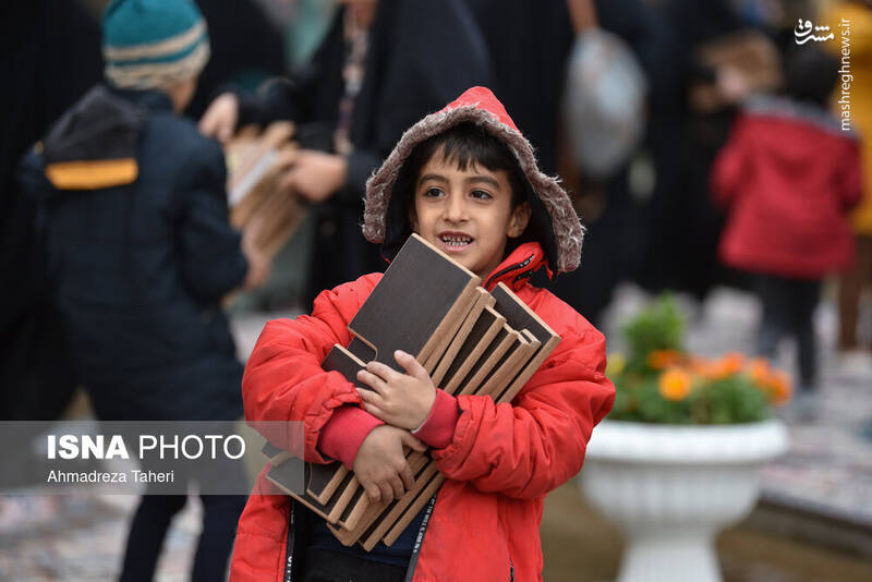 عکس/ مراسم جزخوانی قرآن کریم در گذر فرهنگی چهارباغ اصفهان