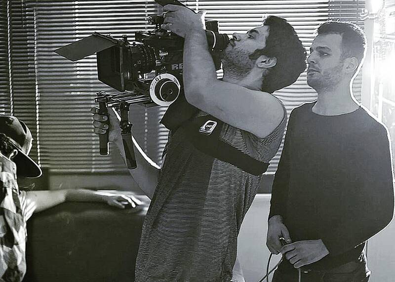 پشت پرده یک جریان مسموم؛ تقاطع کلاهبرداران و هتاکان اهلبیت در لسانجلس/ حمایت یک مفسد اقتصادی از موزیک جدید ساسی مانکن/ هنجره شیطانی که فقط برای ابتذال و توهین به مقدسات میخواند