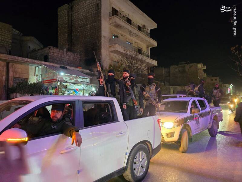 عکس/ لشکرکشی شورشیان سوریه از ادلب به لاذقیه