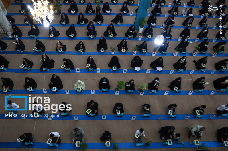 عکس/ جزءخوانی قرآن در آستان امامزاده نرمی اصفهان