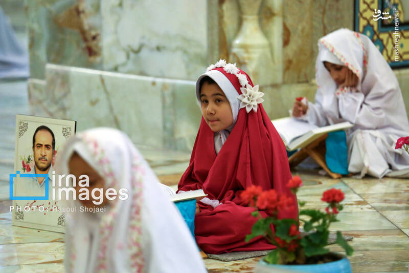 عکس/ جزءخوانی قرآن در آستان امامزاده نرمی اصفهان