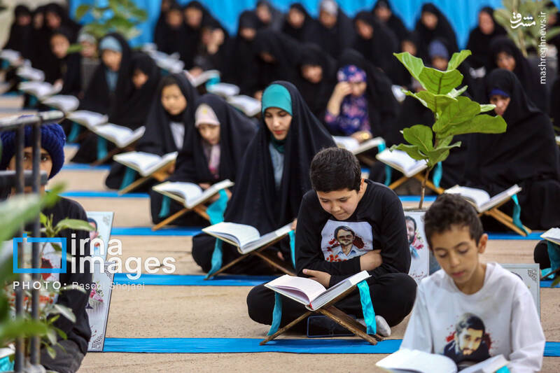 عکس/ جزءخوانی قرآن در آستان امامزاده نرمی اصفهان
