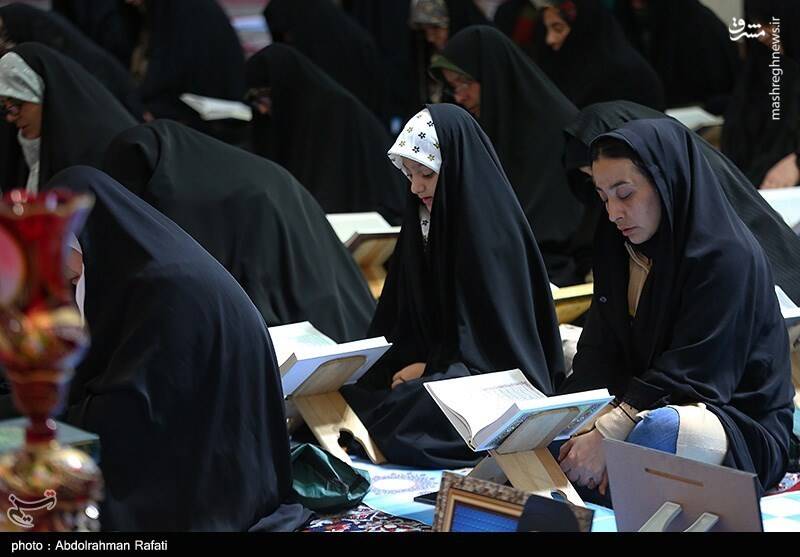 عکس/ مراسم جزخوانی قرآن کریم در همدان