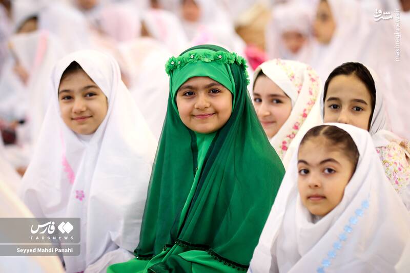 عکس/ جشن بزرگ روزه اولیها در مصلای اردبیل