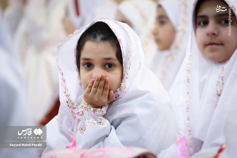 عکس/ جشن بزرگ روزه اولیها در مصلای اردبیل