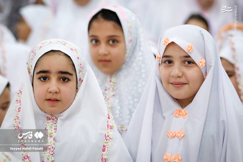 عکس/ جشن بزرگ روزه اولیها در مصلای اردبیل