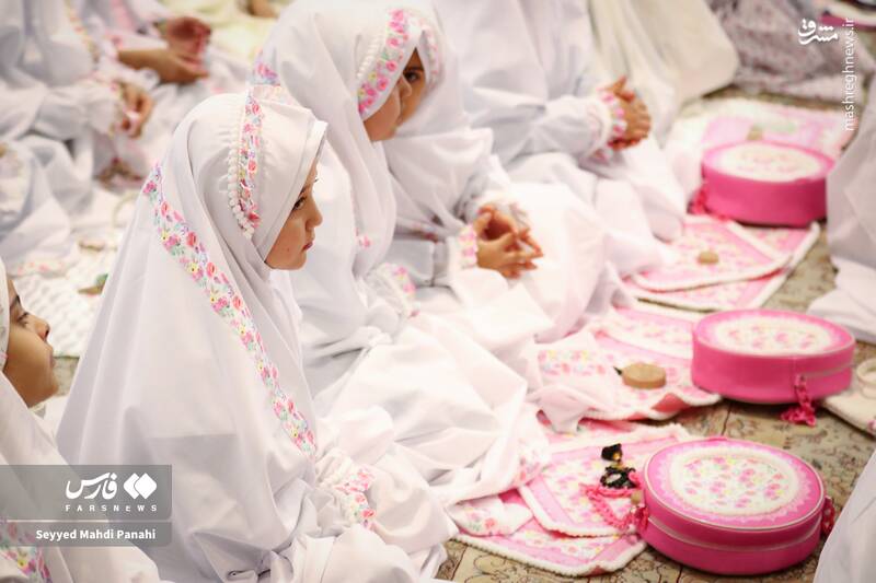 عکس/ جشن بزرگ روزه اولیها در مصلای اردبیل