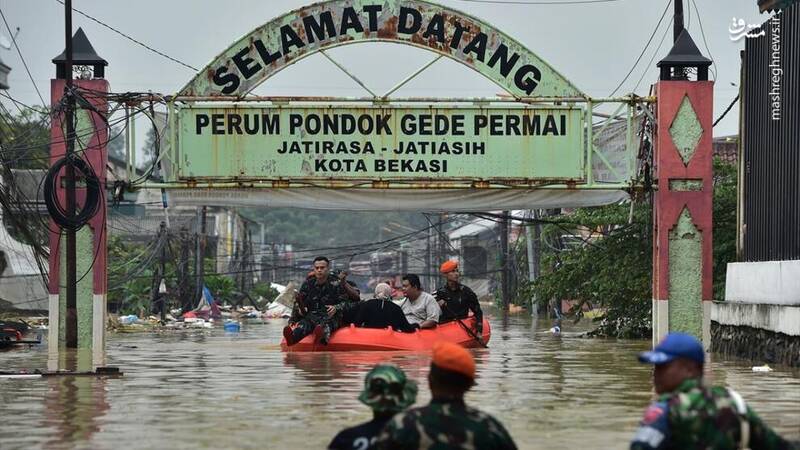 عکس/ جاکارتا زیر آب رفت!