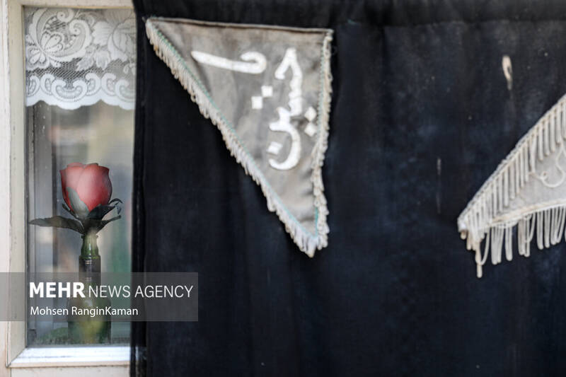 زیارت قبور شهدا در آخرین پنجشنبه سال