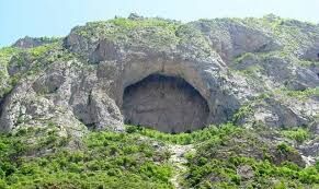 تصویری از غار اسپهبد در مازندران