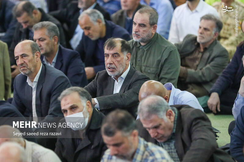 عکس / آخرین نماز جمعه سال 1403 10