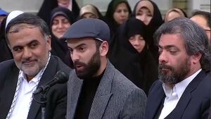 فیلم / شعر طنز شاعر مجرد درباره فرزندآوری و تحسین رهبر انقلاب