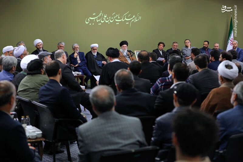 گسترش شاعران متعهد و انقلابی جوان امیدآفرین است/ دوره کنونی زمینه پرورش سعدی، حافظ و نظامی را دارد/ لزوم استفاده از مفاهیم اجتماعی شوقآفرین و مفاهیم توحیدی در اشعار