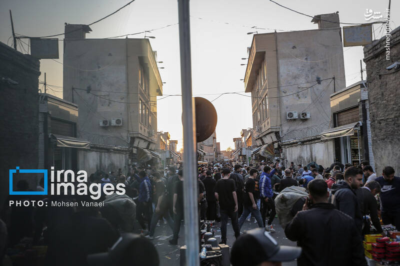 عکس/ بازار فروش مواد محترقه