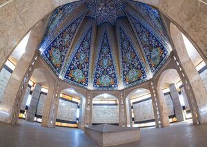 آرامگاه باباطاهر از زاویه‌ای دیگر