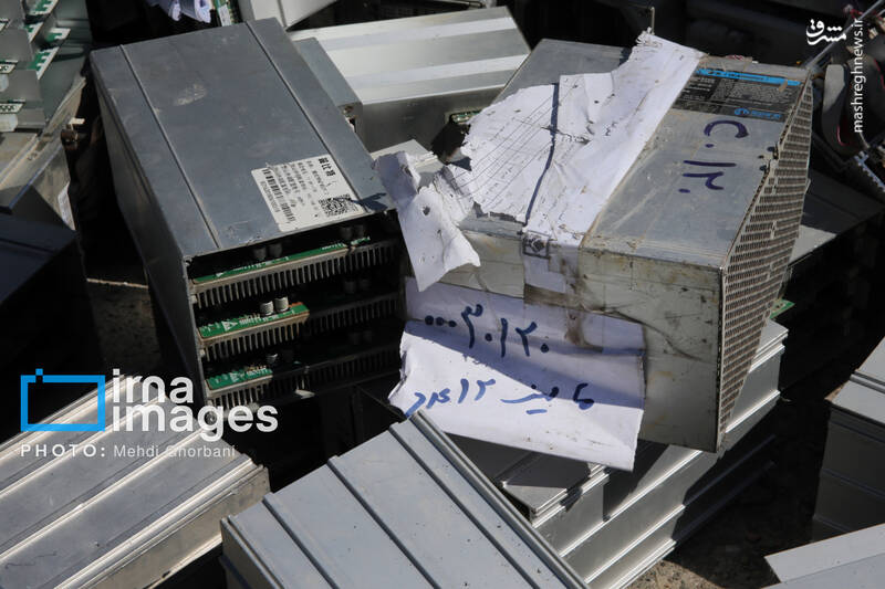 عکس/ امحای ۳۰۰۰ دستگاه ماینر