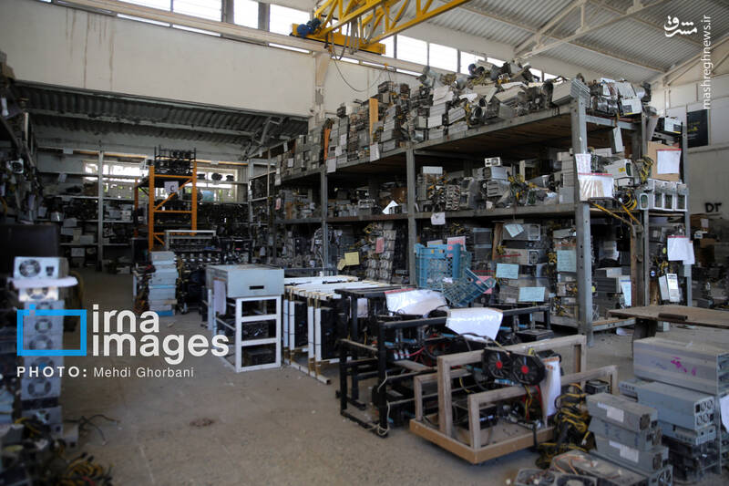 عکس/ امحای ۳۰۰۰ دستگاه ماینر