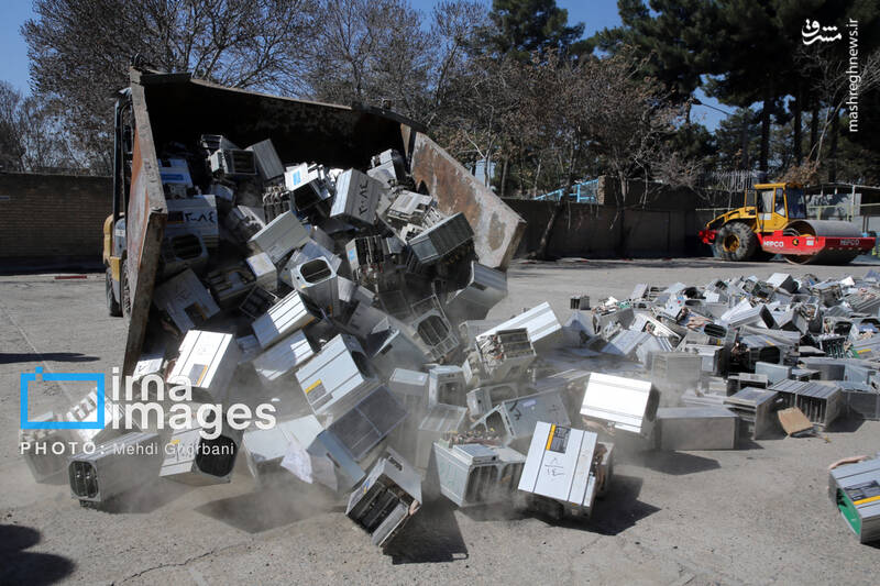 عکس/ امحای ۳۰۰۰ دستگاه ماینر