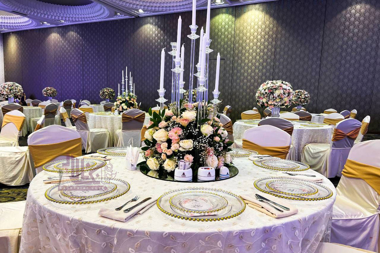 هتل استقلال تهران: هزینهها و پیشنهادات ویژه برای اقامتی لوکس