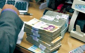 تحولات سیاسی علت اصلی افزایش نرخ ارز / سبقت گرفتن قیمت دلار از تورم