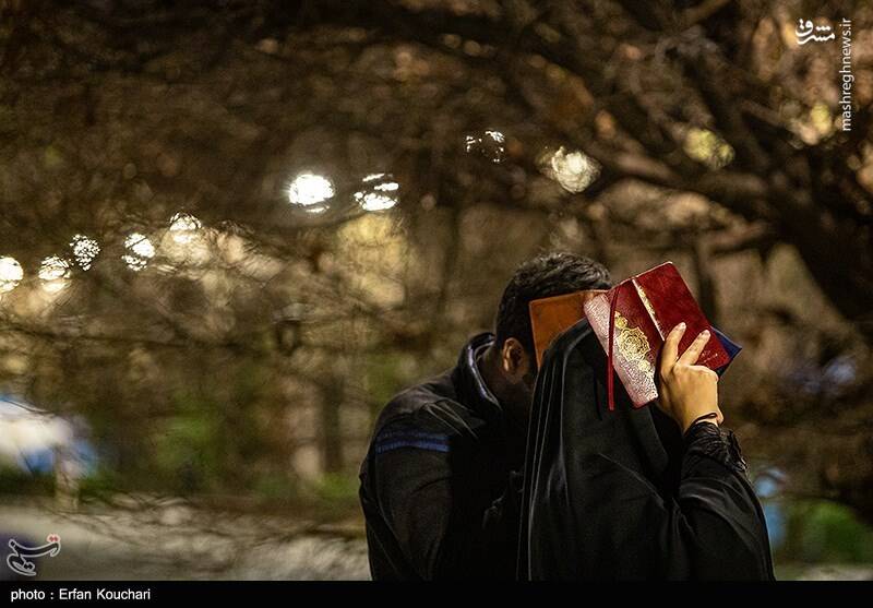 عکس / مراسم احیای شب نوزدهم رمضان در دانشگاه تهران 34