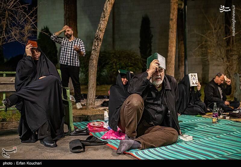 عکس / مراسم احیای شب نوزدهم رمضان در دانشگاه تهران 19
