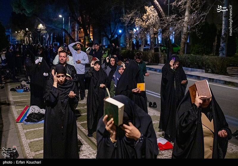 عکس / مراسم احیای شب نوزدهم رمضان در دانشگاه تهران 14