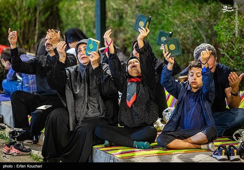 عکس / مراسم احیای شب نوزدهم رمضان در دانشگاه تهران 8