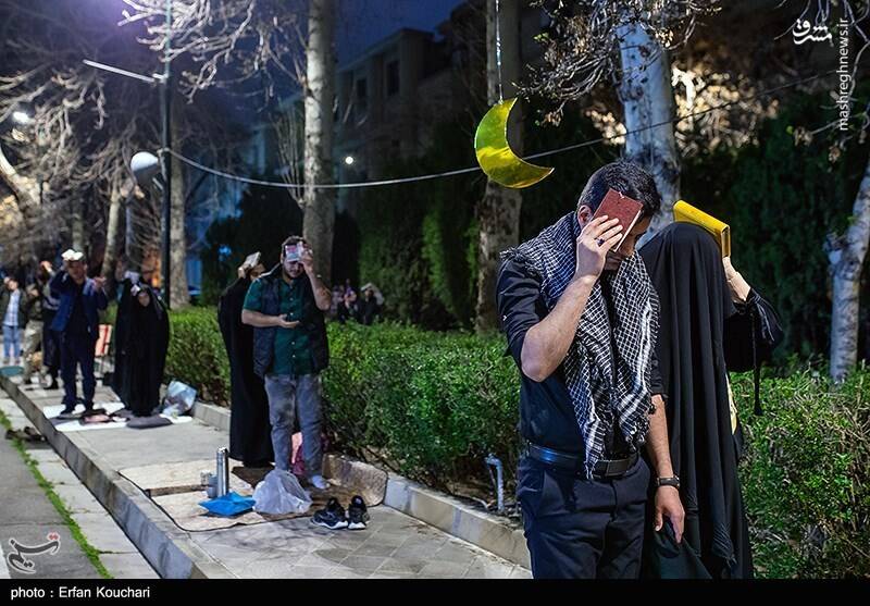 عکس / مراسم احیای شب نوزدهم رمضان در دانشگاه تهران 4
