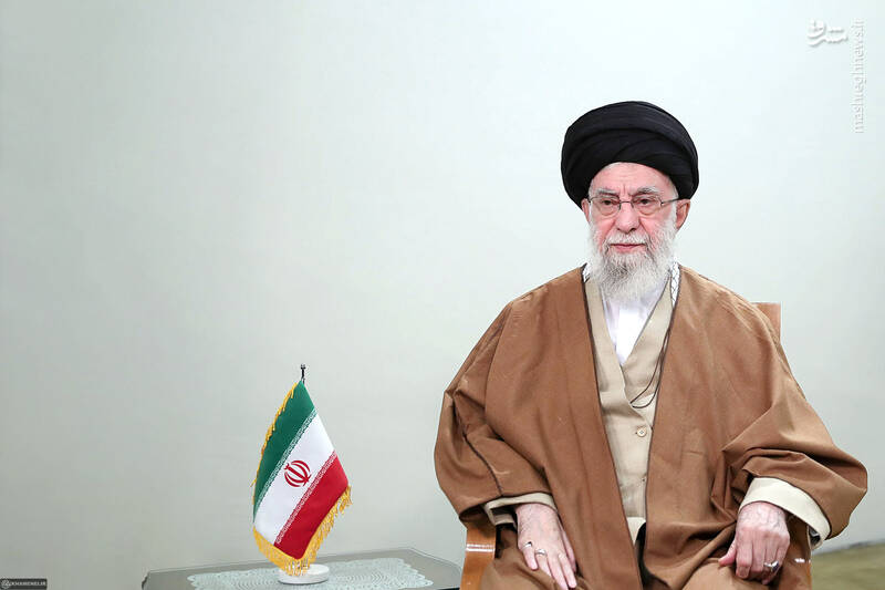 سال 1404، سال «سرمایه گذاری برای تولید»/ امت اسلامی و آزادگان عالم باید در مقابل جنایات در غزه و یمن بایستند / سال 1403، سال نمایش توانمندیها و قوت اراده و روحیه بالای معنوی ملت ایران 5