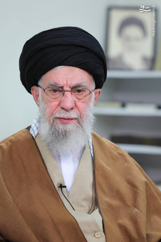 سال 1404، سال «سرمایه گذاری برای تولید»/ امت اسلامی و آزادگان عالم باید در مقابل جنایات در غزه و یمن بایستند / سال 1403، سال نمایش توانمندیها و قوت اراده و روحیه بالای معنوی ملت ایران 7