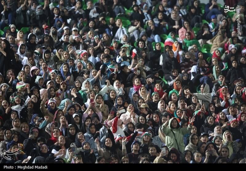 تصاویر دیدار تیمهای ملی ایران و امارات 9