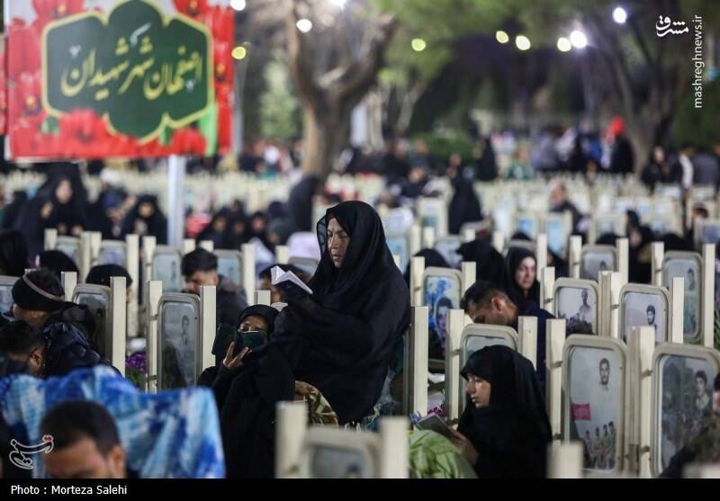 عکس / شب بیستویکم ماه مبارک رمضان در سراسر کشور 64