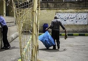 فشار تورم بر زندگی "باباهای مدرسه"/ حقوق تا وسط ماه نمیرسد!