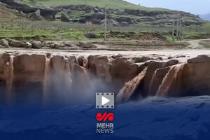 فیلم / طغیان رودخانهها و وقوع سیلاب در 5 استان