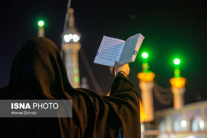 همراه با تلویزیون در سومین شب قدر