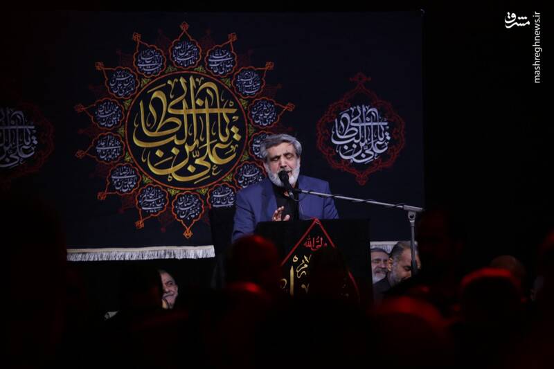 عکس / شب بیست و دوم رمضان در حسینیه آیتالله حقشناس 4