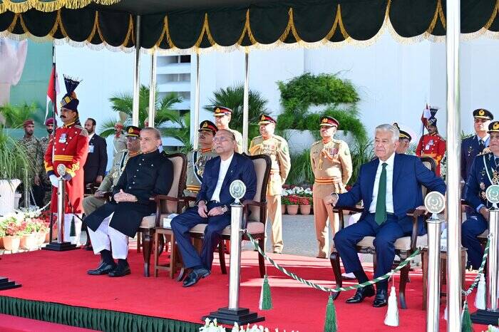 پاکستان ۸۵ ساله شد/ تاکید زرداری بر روابط دوستانه با همسایگان و جامعه جهانی