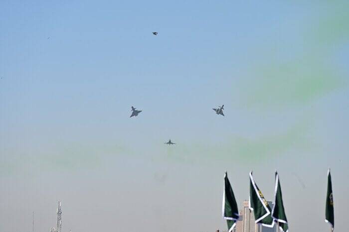 پاکستان ۸۵ ساله شد/ تاکید زرداری بر روابط دوستانه با همسایگان و جامعه جهانی