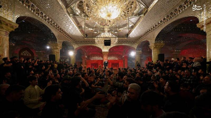 عکس / بیستودومین شب از ماه بندگی در حرم امیرالمومنین 11