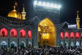 شب بیست و سوم ماه رمضان در حریم نورانی امام مهربانی ها