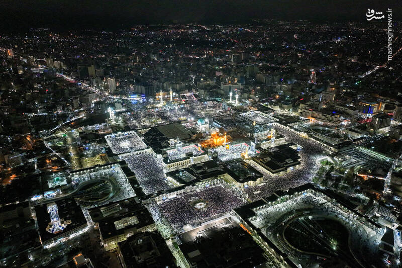 عکس / مراسم احیا شب بیست و سوم ماه رمضان در حرم رضوی 3