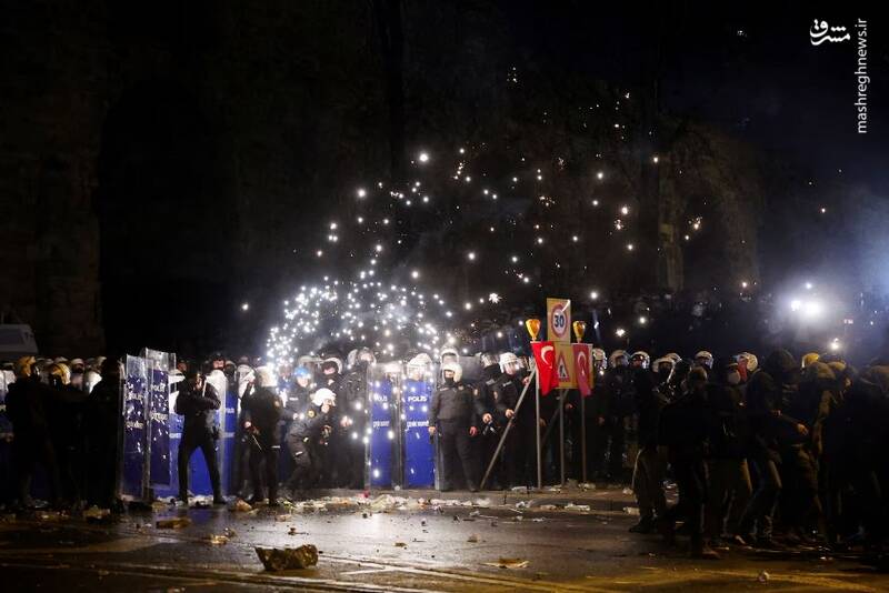 بزرگترین اعتراضات یک دهه اخیر در ترکیه 7
